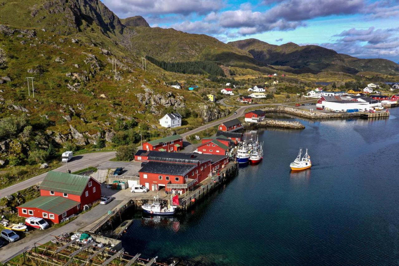 Fish Factory -The Real Lofoten Experience Ballstad Eksteriør billede